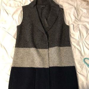 Tahari vest